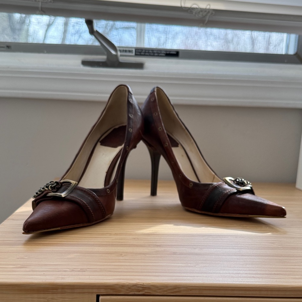 Dior Brown Leather Pointed-Toe Stiletto Pumps with Buckle
